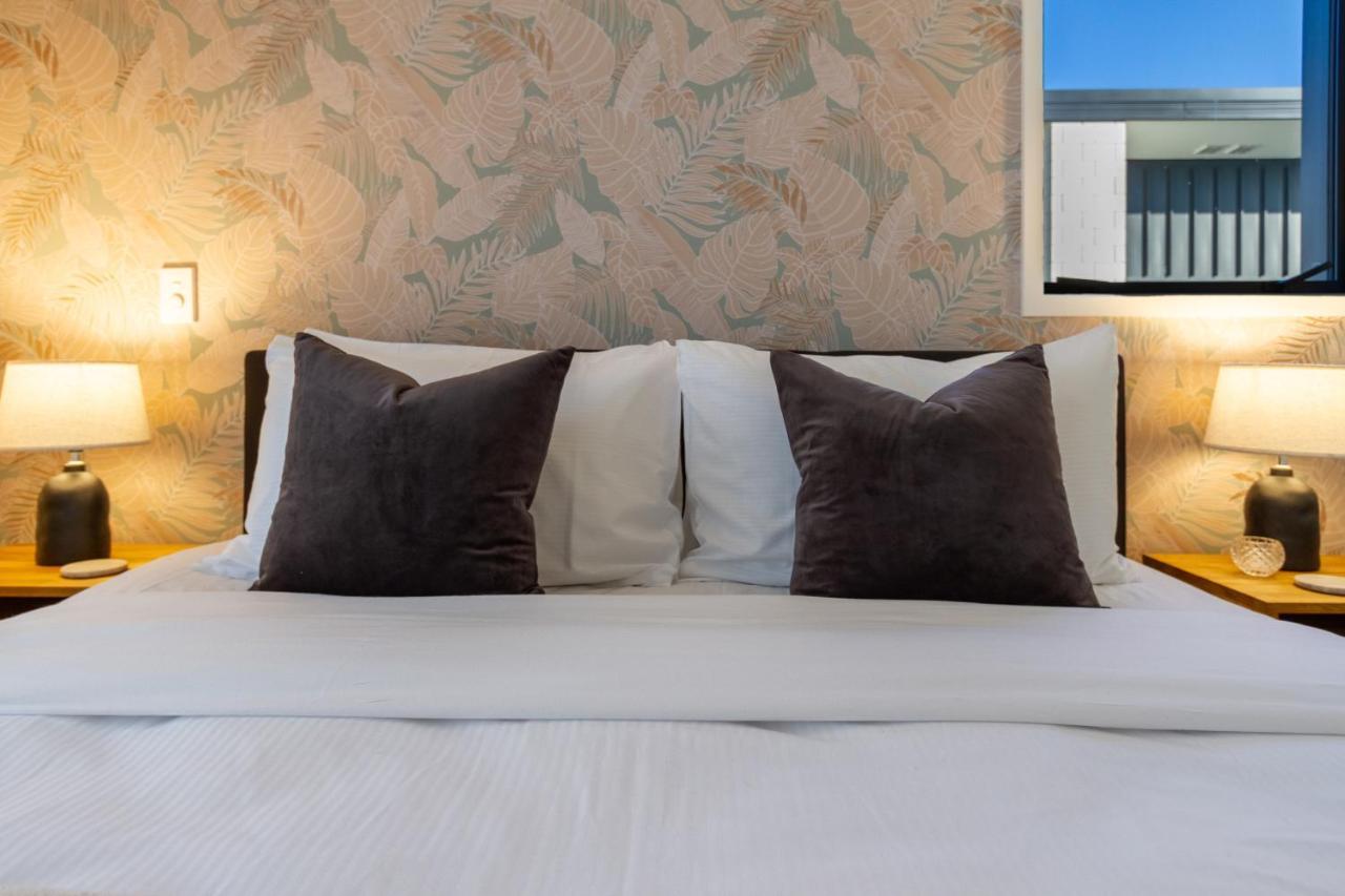 Walk To Riverside Market 4 Bed 4 Bath With Car Park クライストチャーチ エクステリア 写真